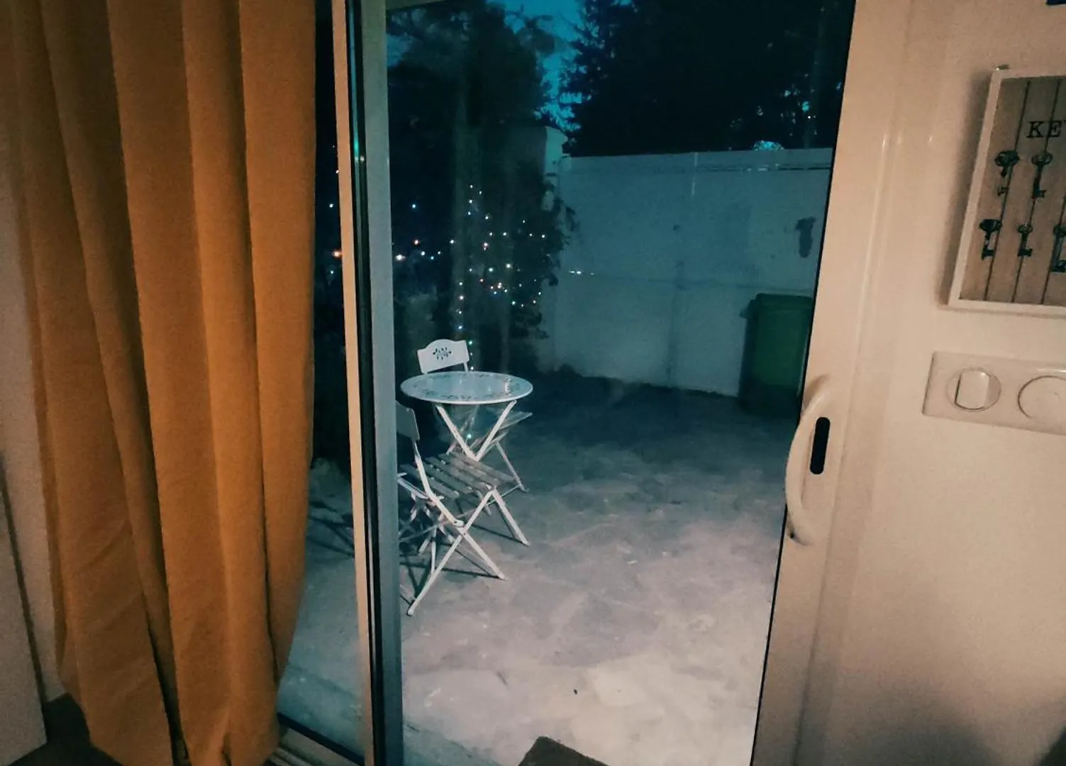 Apartment Studio Avec Clim Et Terrasse Proche Du Centre Ville D'Avignon